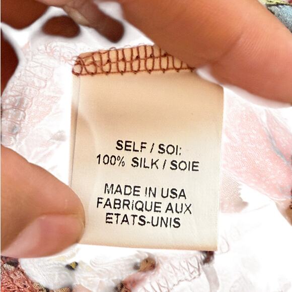 NWOT Haute Hippie 100% Silk Sheer Floral Blouse Ruched Hem Tie Neck Size Medium - Picture 11 of 11